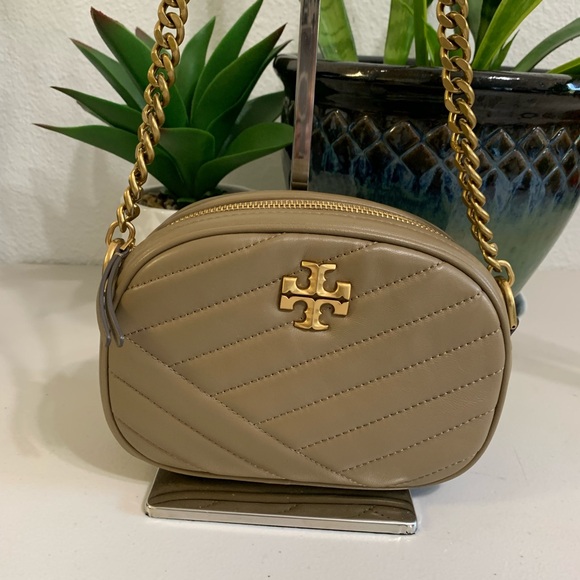 Handbags - 💕👜 TORY BURCH Crossbody Tan Leather Bag
